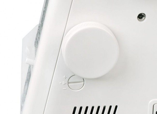 Электромеханическая швейная машина Elna 3005 Электромеханическая швейная машина Elna 3005