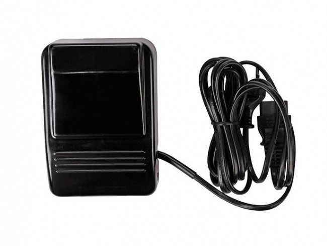 Электромеханическая швейная машина Elna 3005 Электромеханическая швейная машина Elna 3005