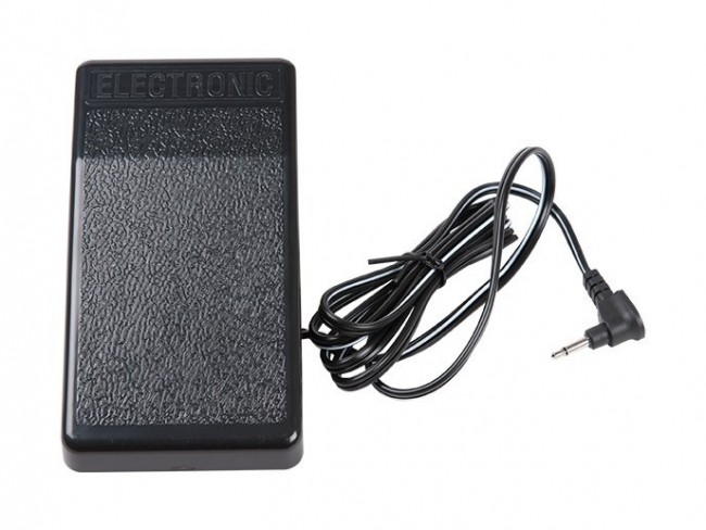 Распошивальная машина Elna 444 Распошивальная машина Elna 444