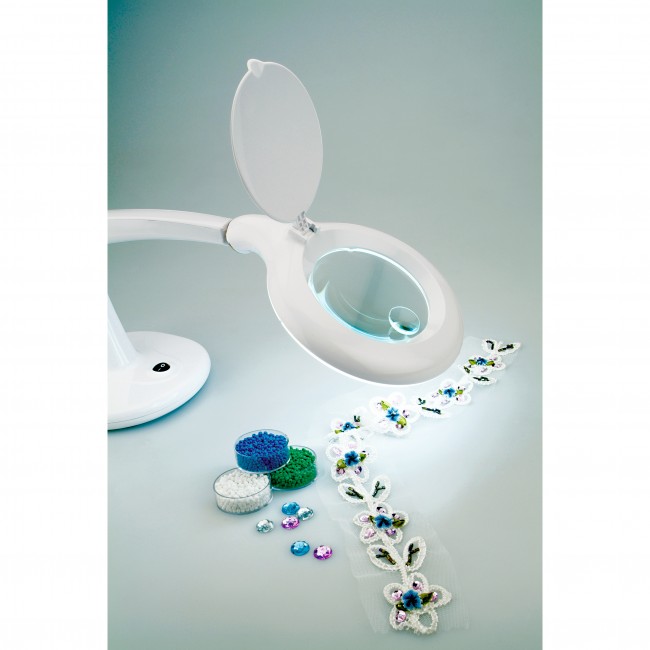 Лупа PRYM с подсветкой на подставке, 610714