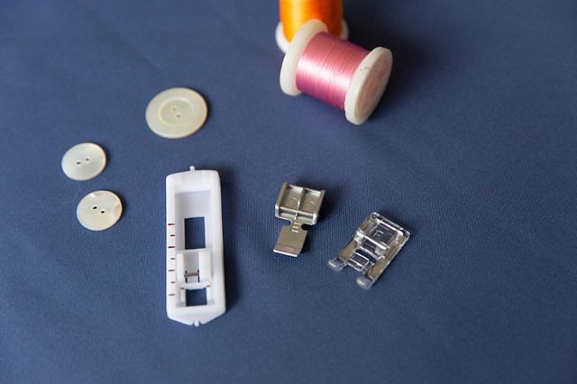 Компьютерная швейная машина Elna eXperience 450 Компьютерная швейная машина Elna eXperience 450