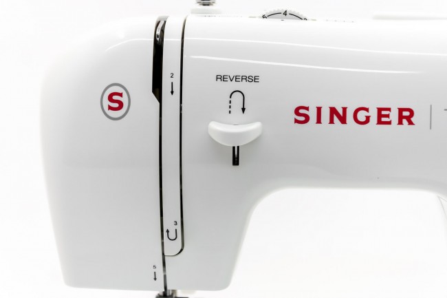Электромеханическая швейная машина Singer Tradition 2370 Электромеханическая швейная машина Singer Tradition 2370