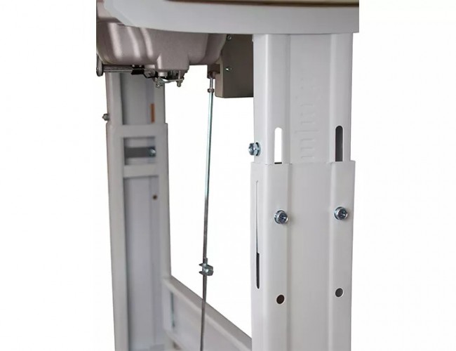 Высокоскоростная одноигольная швейная машина челночного стежка SHUNFA SF8900D Высокоскоростная одноигольная швейная машина челночного стежка SHUNFA SF8900D