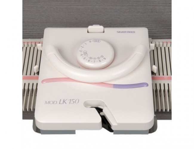 Вязальная машина Silver Reed LK 150 Вязальная машина Silver Reed LK 150