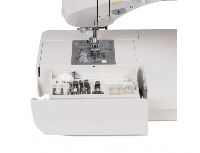 Компьютерная швейная машина Juki HZL-F600